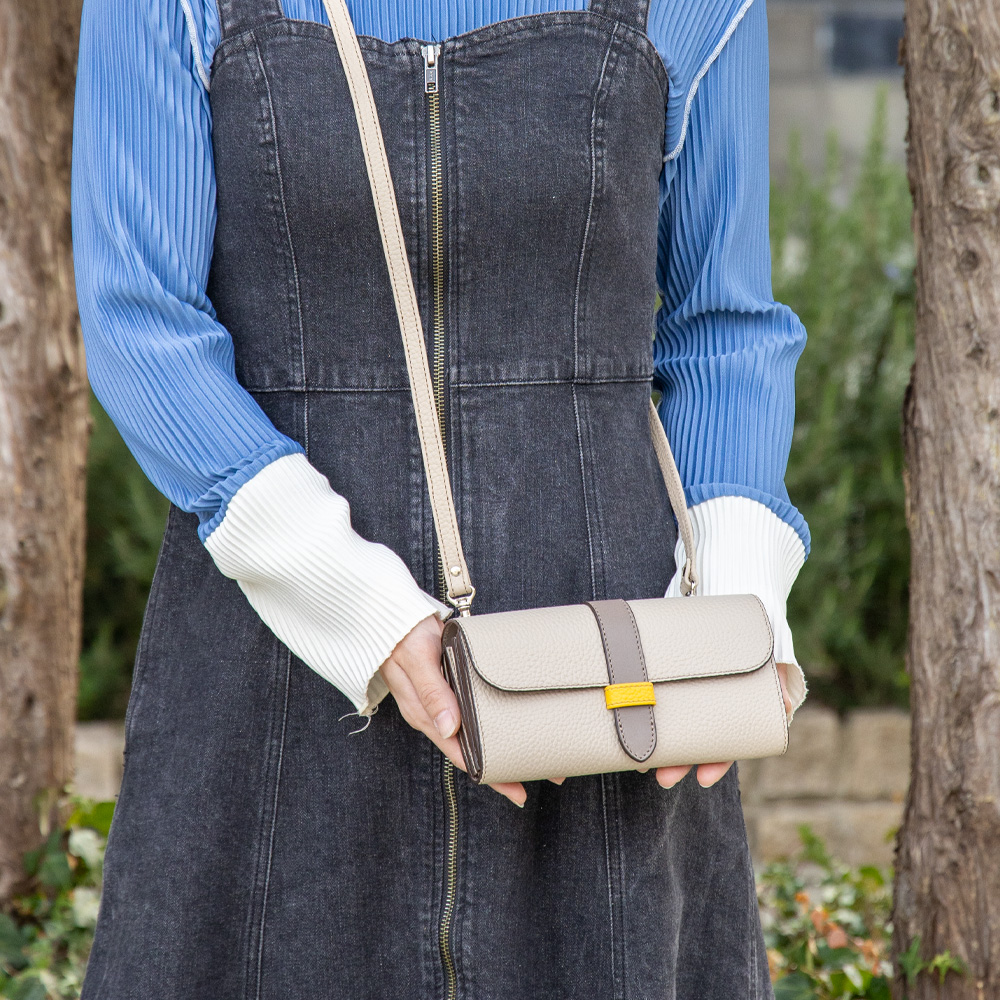 フラップウォレット ショルダー付き